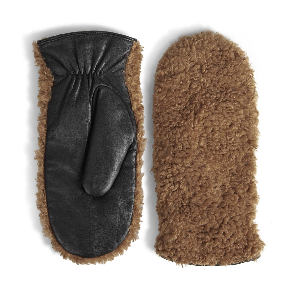 Fäustlinge von EllyMBG. Braun mit Schwarz. Pelz aus recyceltem Polyester. Marberg