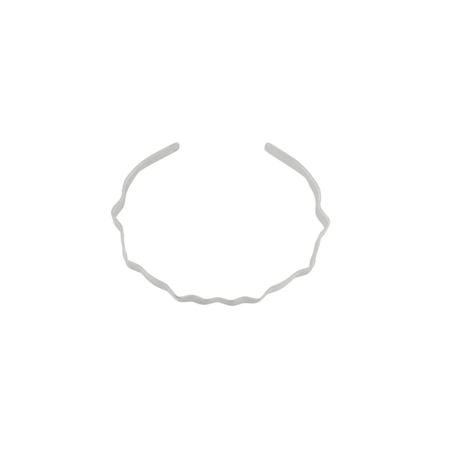 Alaya Manschettenarmband mit kleinen Wellen. Versilberung. Dänisches Kopenhagen