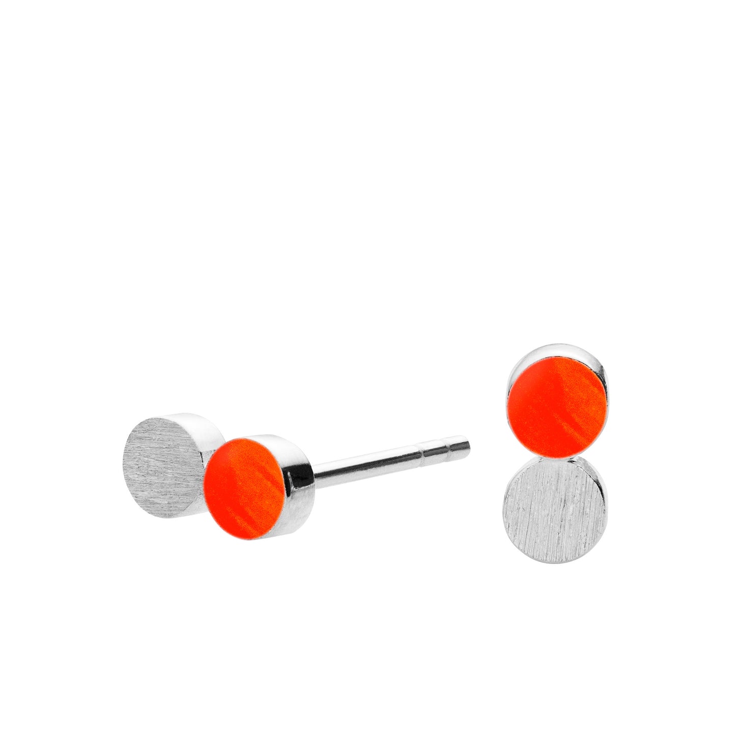 Sign Dotty Nano Ohrringe. Neonrot-Orange. Sterlingsilber. Scherning Copenhagen