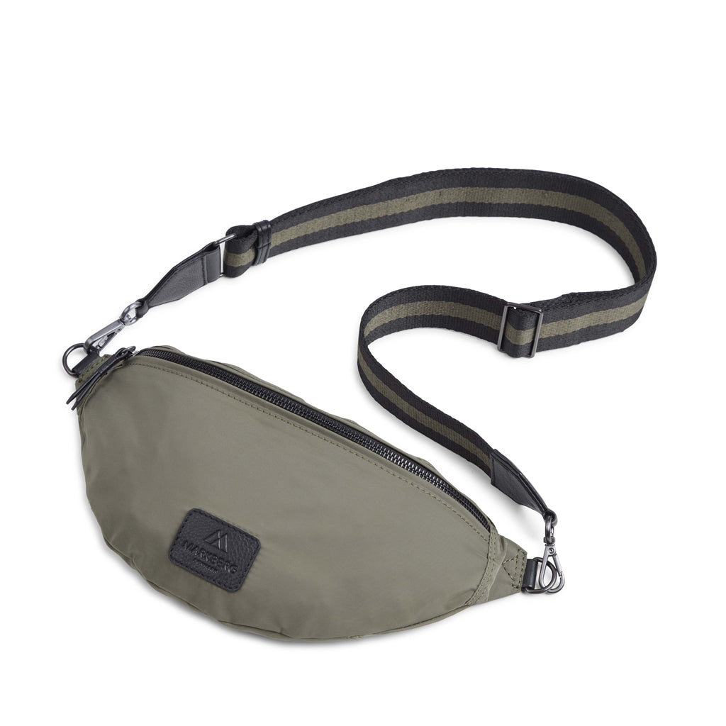 Bæltetaske Elinor. Bumbag. Olive og sort. Vandafvisende. Recycled polyester