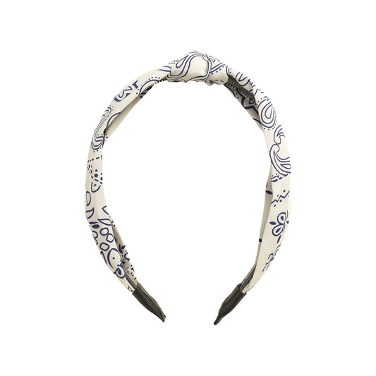 Hair clip with bandana prints. White and blue. UpdateCPH