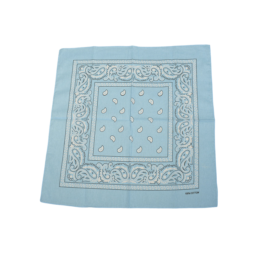 Klassischer Schal mit Bandana-Prints. Unisex. 100% Baumwolle. Hellblau. CPH aktualisieren