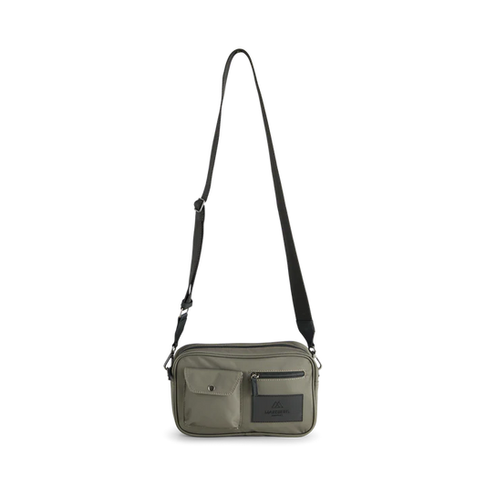 DarlaMBG crossbody vandafvisende taske. Medium. Unisex.Grøn olive. 100% recycled polyester. Markberg