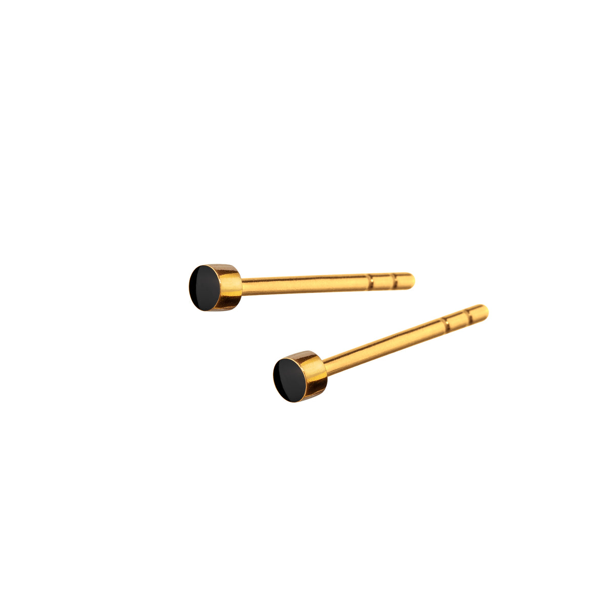 Sign Nano earrings. Unisex. Black. Gold-plated sterling silver. Scherning Copenhagen