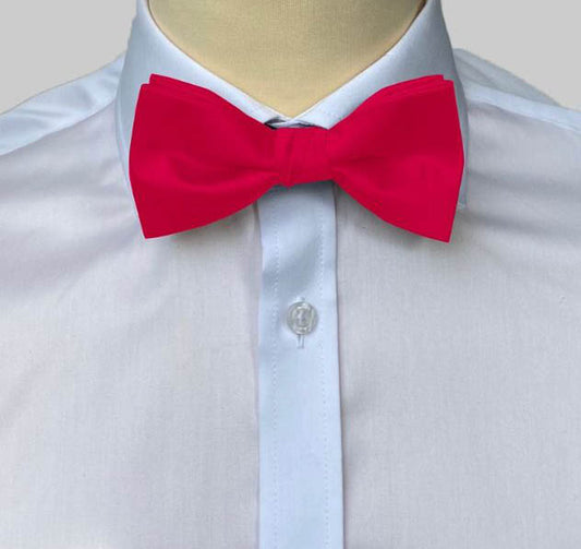 Spring Raspberry bow tie with decorative cloth. Raspberry red. Connexion Tie